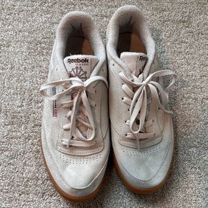 Reebok Classic Sneakers